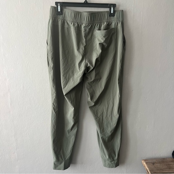 Eddie Bauer Sage Green Lightweight Joggers Size Small - Picture 6 of 7